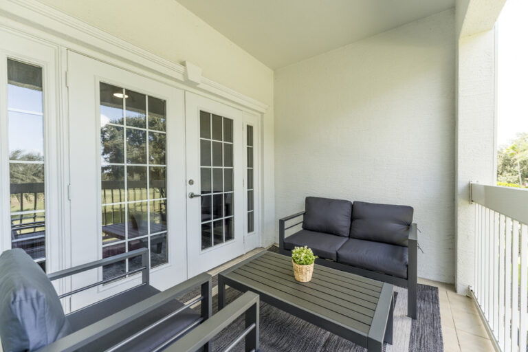 Master Balcony Seating